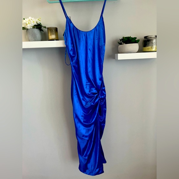 never worn but tried on. tags are off. - Picture 1 of 1